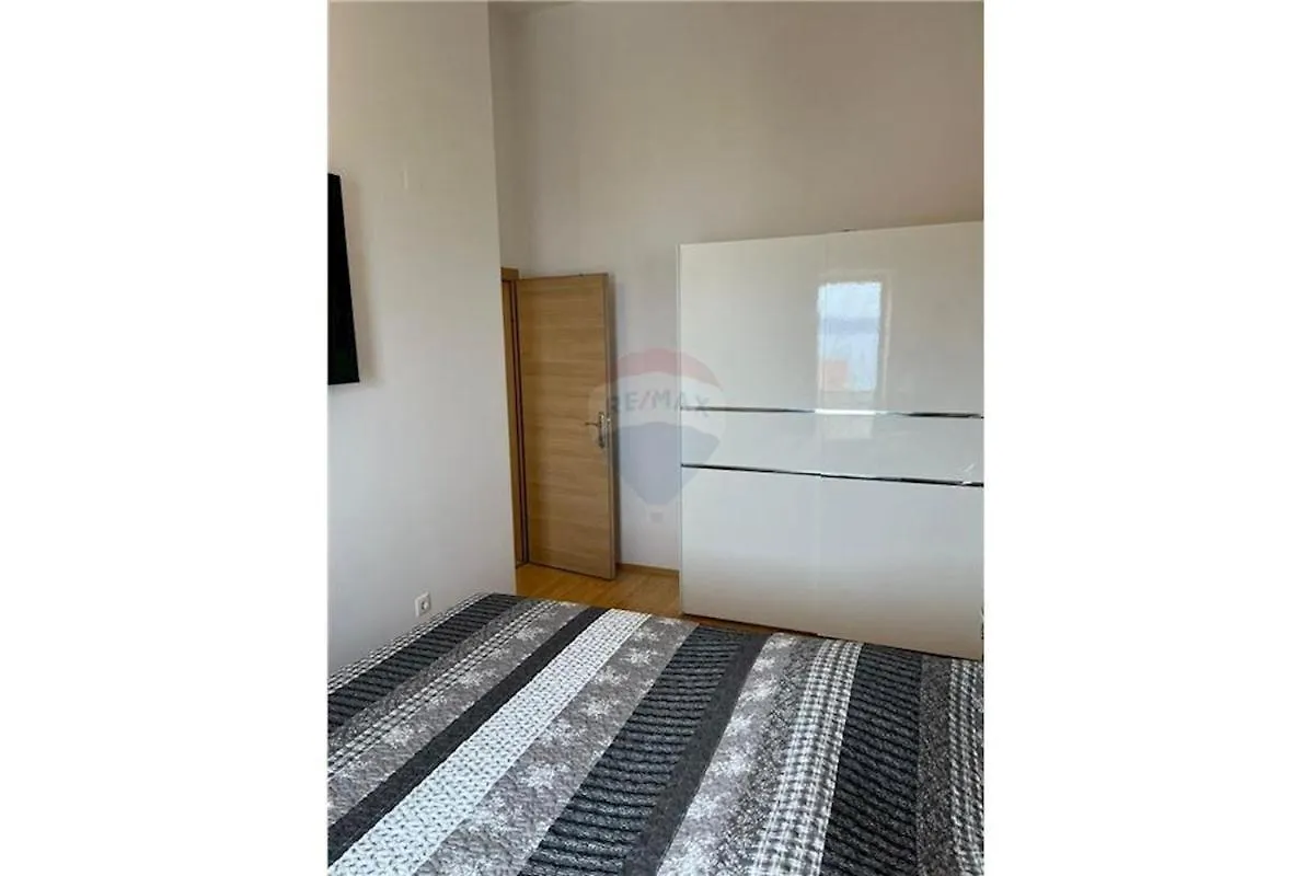 Exclusive Penthouse On 100 Square Only 70 M From The Sea Apartment Trogir
