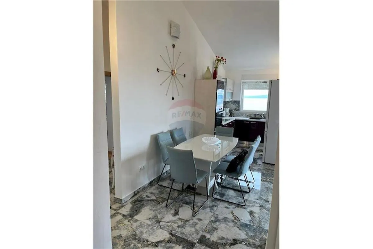 Exclusive Penthouse On 100 Square Only 70 M From The Sea Apartment Trogir