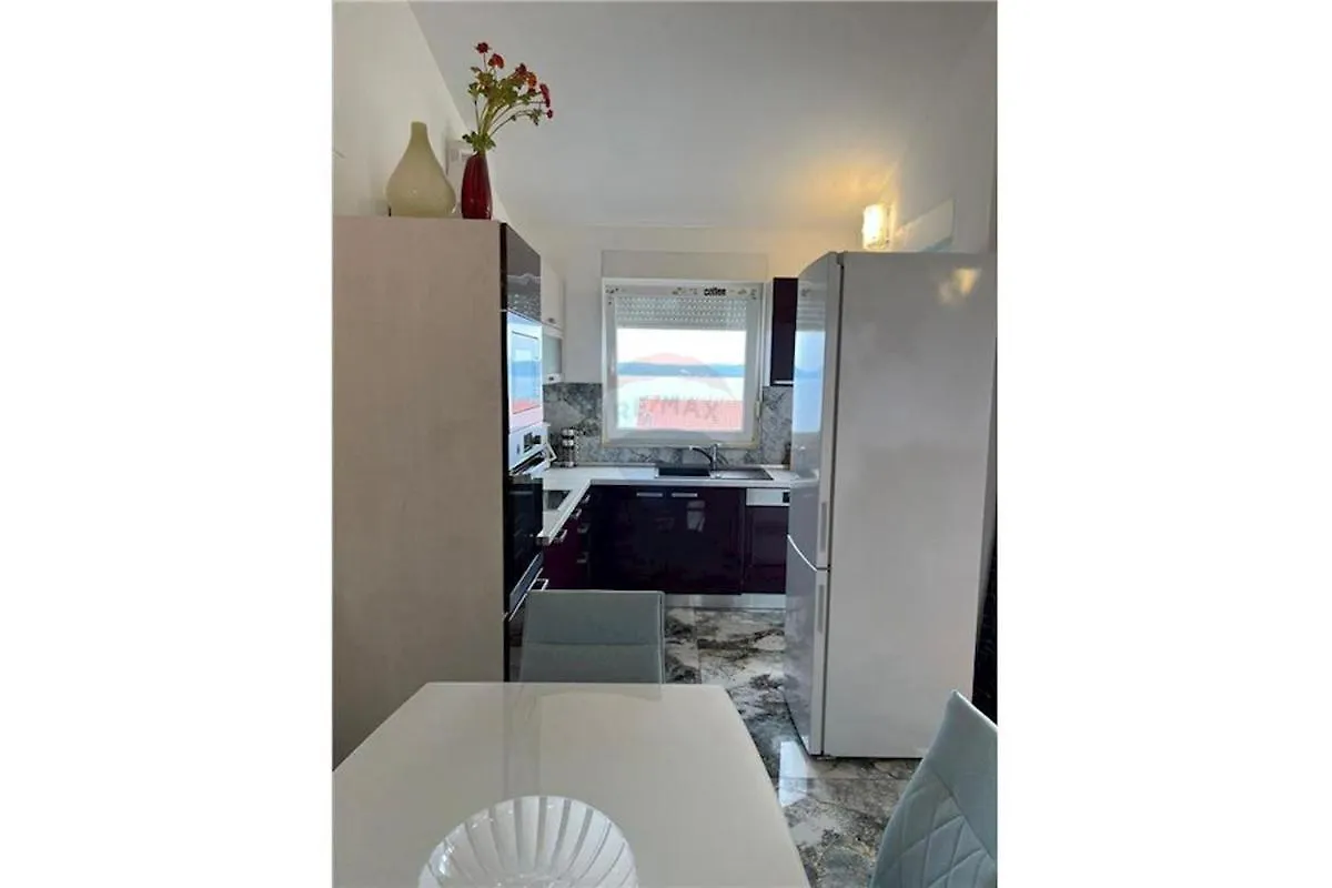 Exclusive Penthouse On 100 Square Only 70 M From The Sea Apartment Trogir
